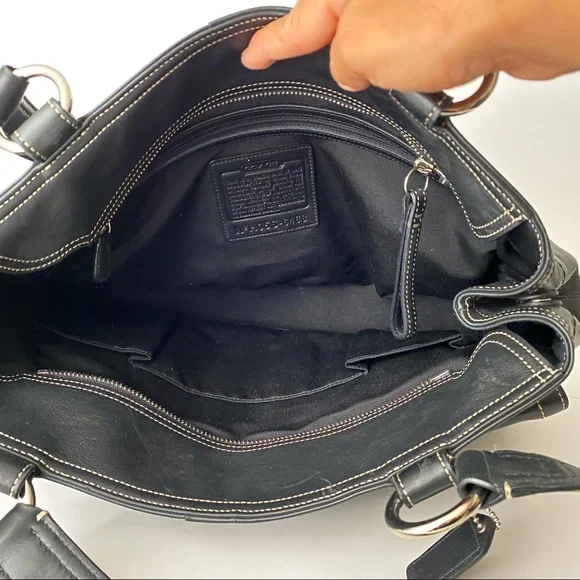 Vintage Coach Black Purse In Excellent Condition